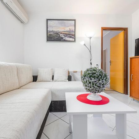 Apartments Roma 바스카보다 외부 사진